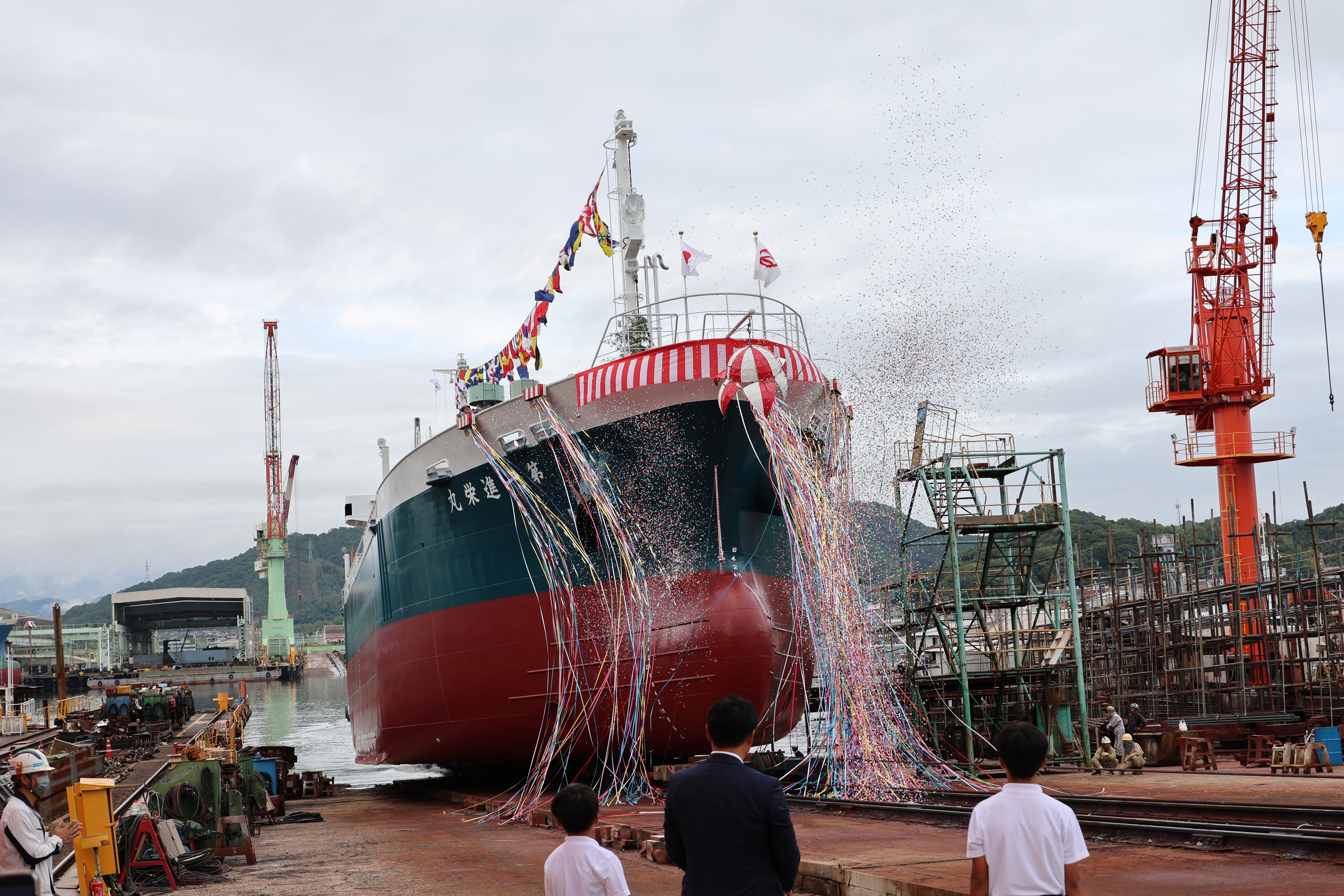 SNO.361 499GTガット船進水式 | 中之島造船所